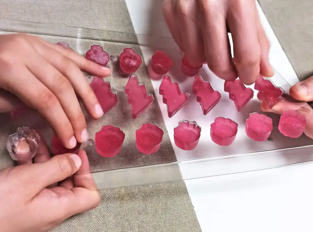 Démoulage de bonbons